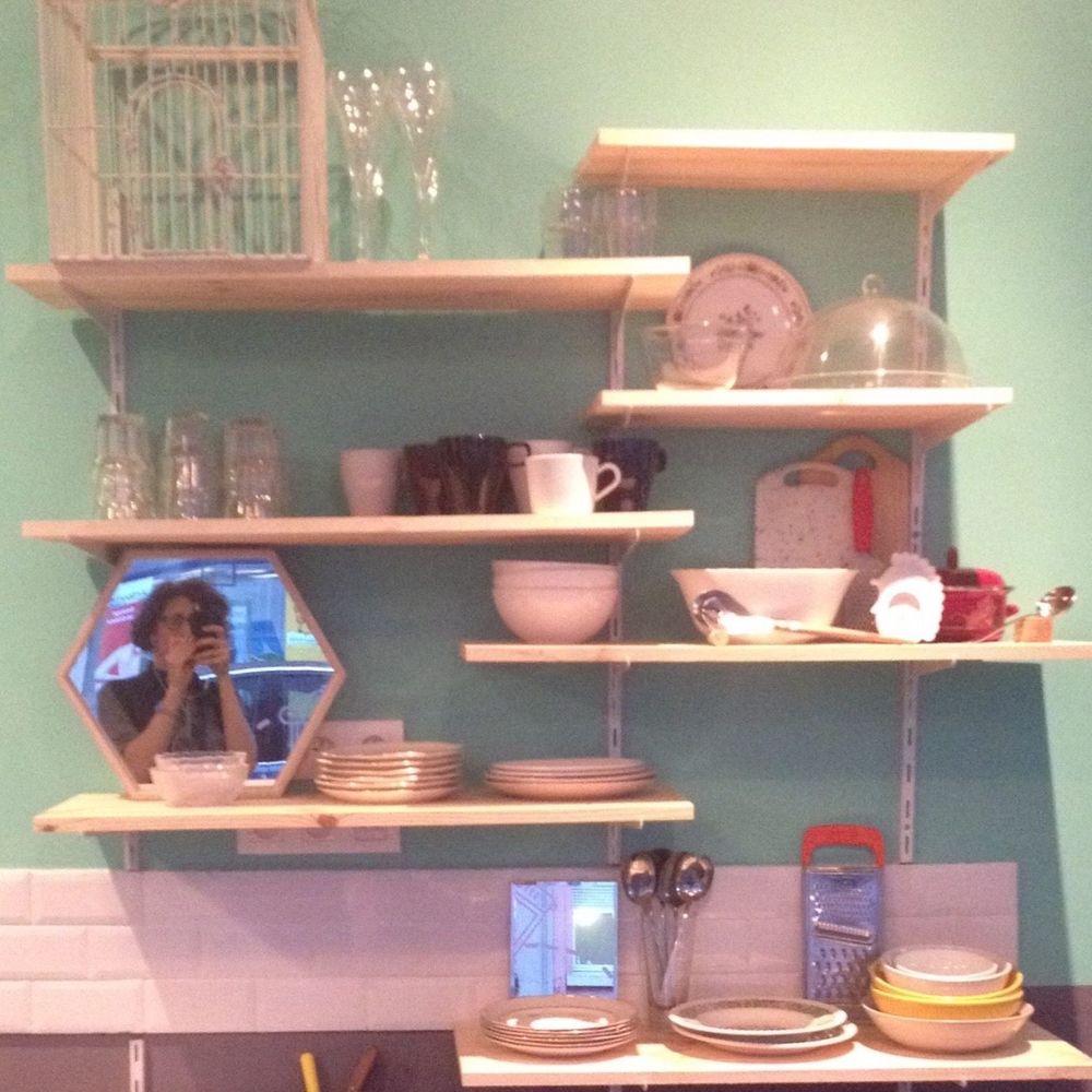 Meet your Posher, Lauren